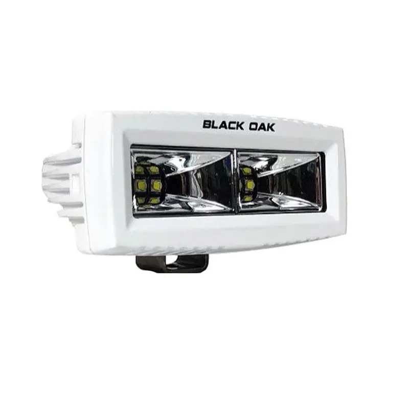 Black Oak 4-Inch Marine Spreader Light With Scene Optics – White Housing – Pro Series 3.0 1